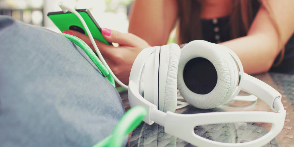 Awesome Geek Podcasts: A Curated List of Tech Podcasts
