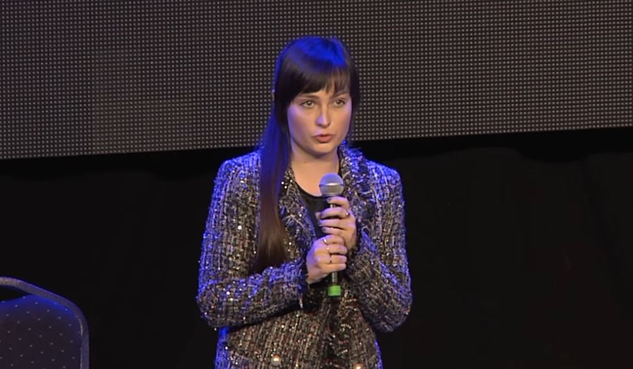 Molly Burke on the Power of Universal Design